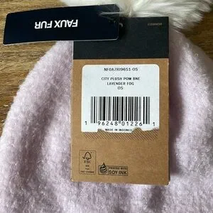 The North Face | Accessories | The North Face City Plush Pom  display picture 3